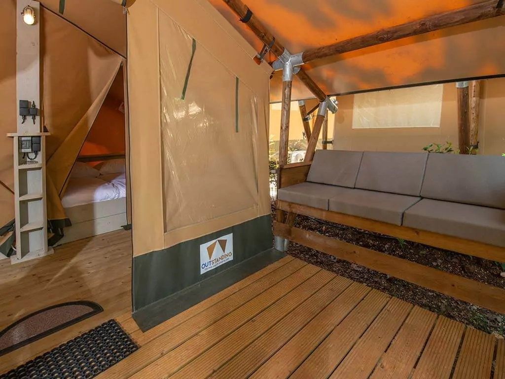 equipped-tent-glamping-interior-4