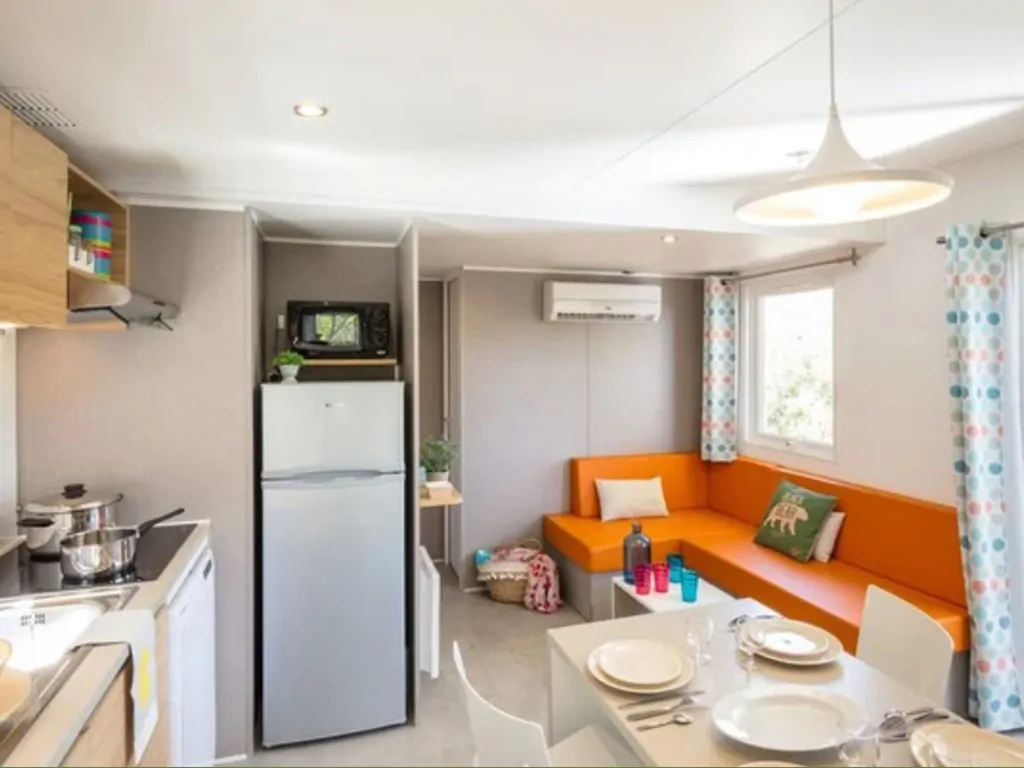 campsite-bijela-uvala-mobile-home-premium-interior-bedroom-living-room