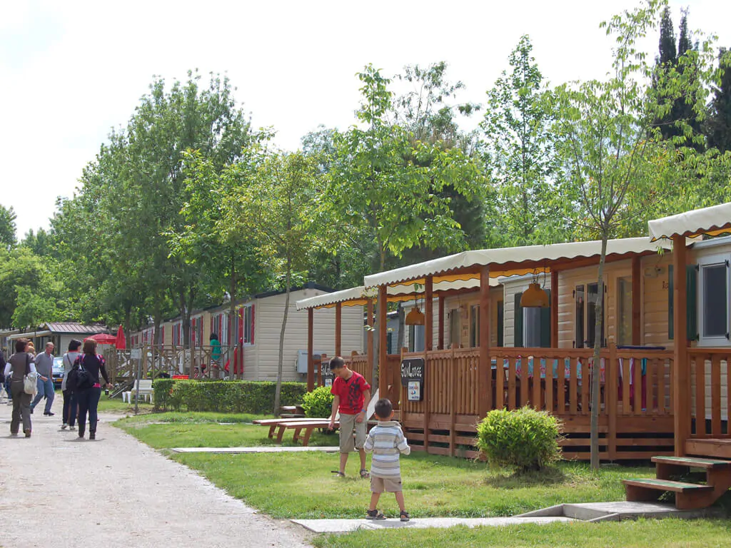 sun-lodge-aspen-mobile-home-exterior-7