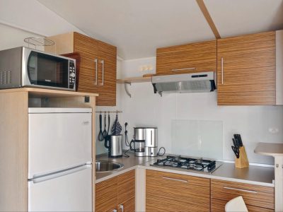 sun-lodge-aspen-mobile-home-interior-kitchen-5