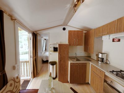 sunlodge-maple-mobile-home-interior-living-room