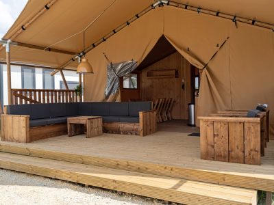 sunlodge-taiga-tent-exterior-terrace-i-3