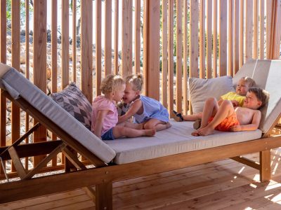 mobile-home-sunlodge-catalpa-exterior-terrace-i-4