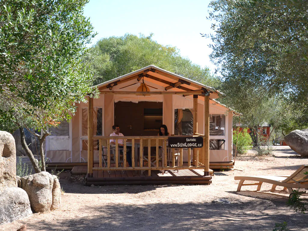 sunlodge-safari-tent-exterior-terrace-i-4