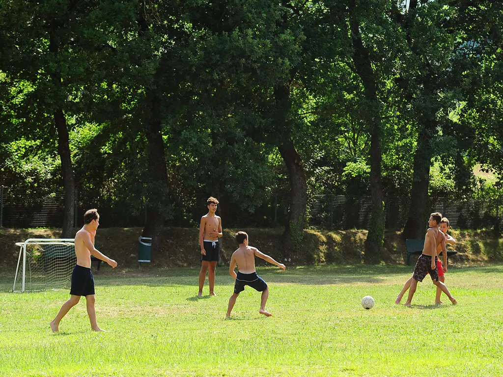 campsite-parco-delle-piscine-football