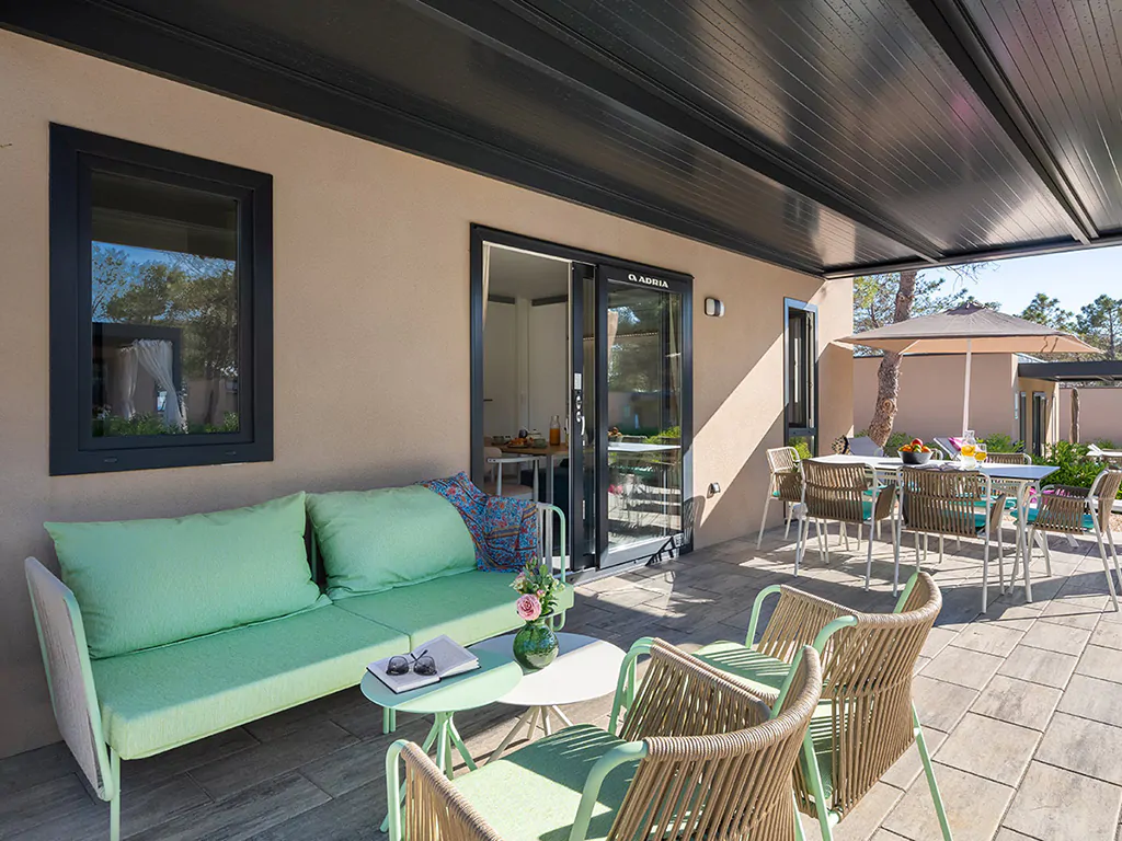 aminess-avalona-camping-resort-family-premium-holiday-home-terrace-i