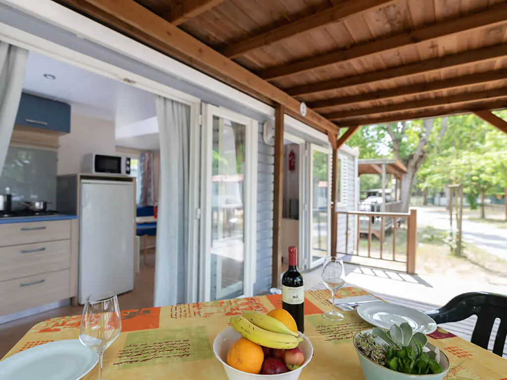 campsite-cenesatico-cottage-cesenatico-exterior-terrace