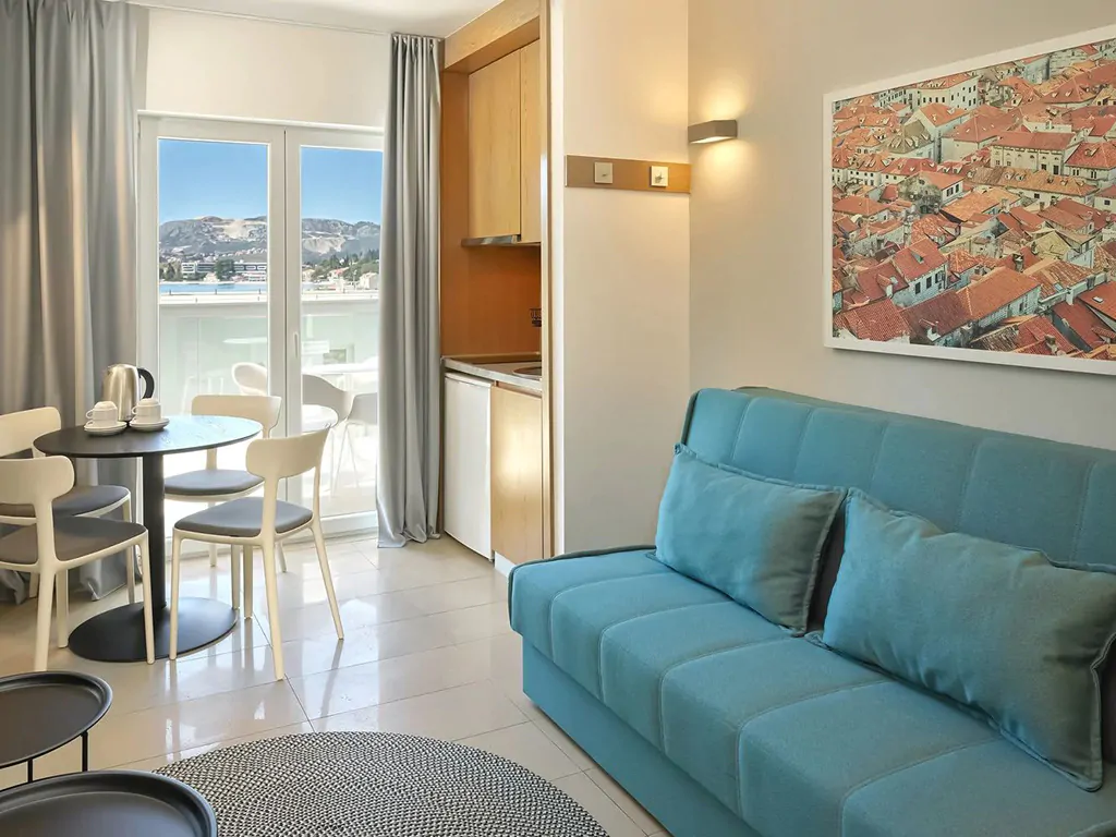 villas-mlini-resort-standard-sea-side-apartmen-interior-living-room
