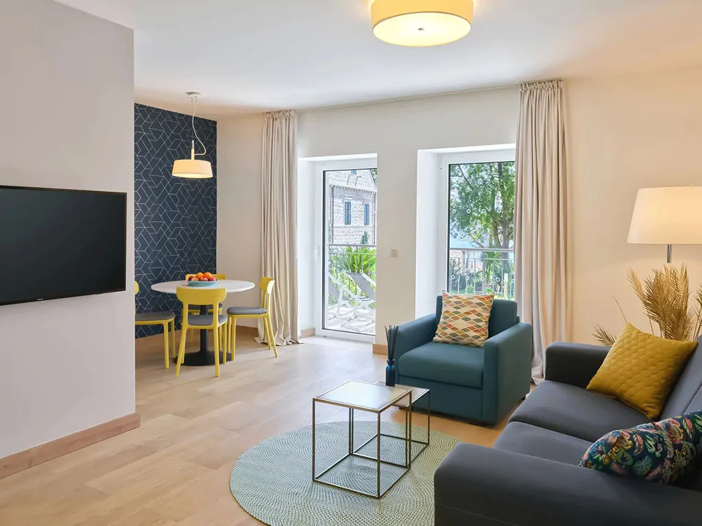 villas-srebreno-resort-standard-apartment-for-6-interior-living-room
