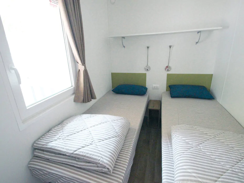 happy-camp-happy-superior-interior-bedroom-3