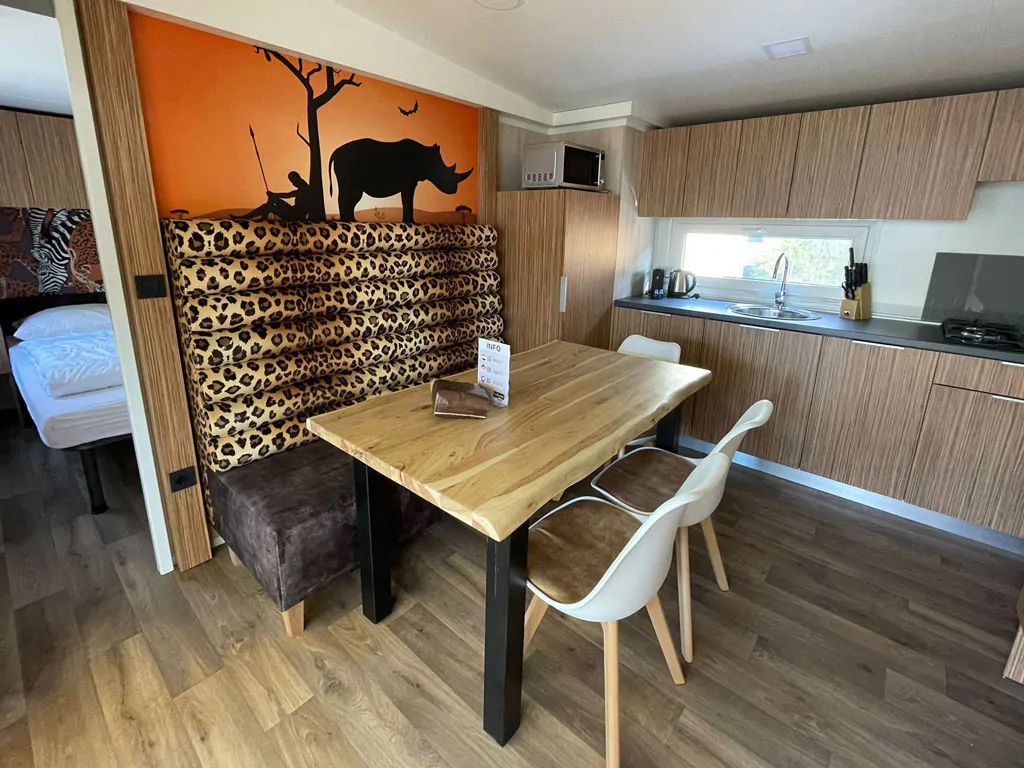 campsite-sun-lodge-babul-interior-living-room-3