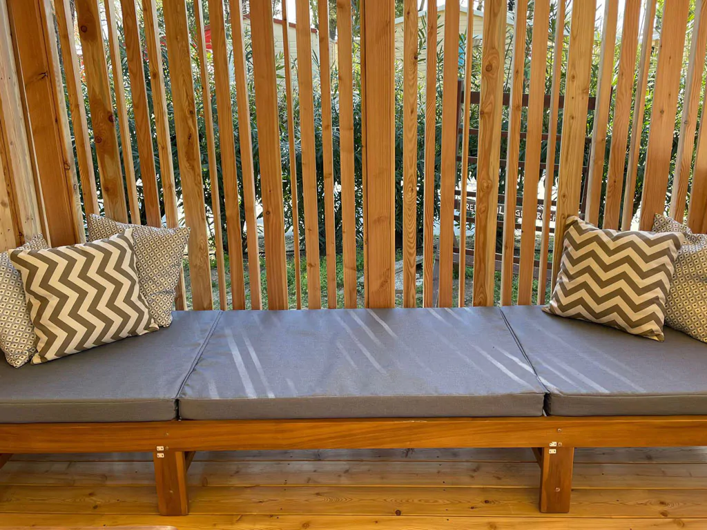 campsite-sun-lodge-sabai-exterior-terrace-i