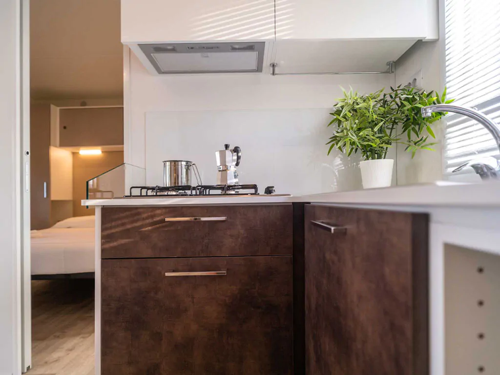 lodge-comfort-dog-interior-kitchen-4