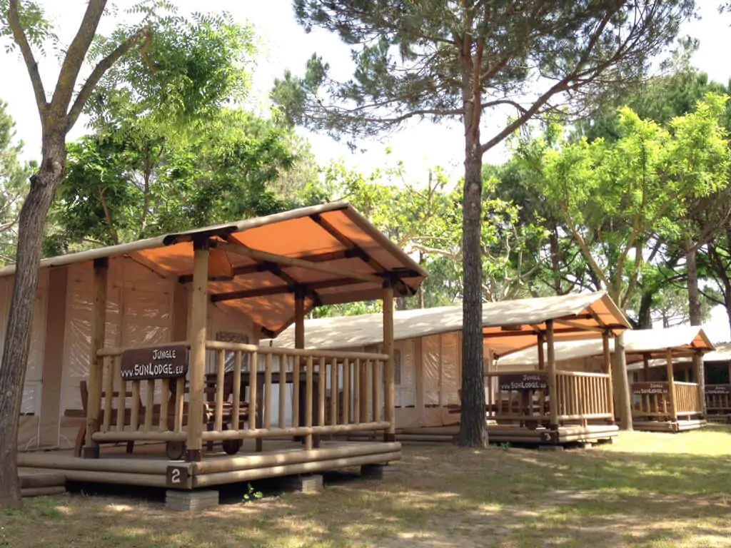 mobile-home-sunlodge-jungle-exterior-terrace-i-3