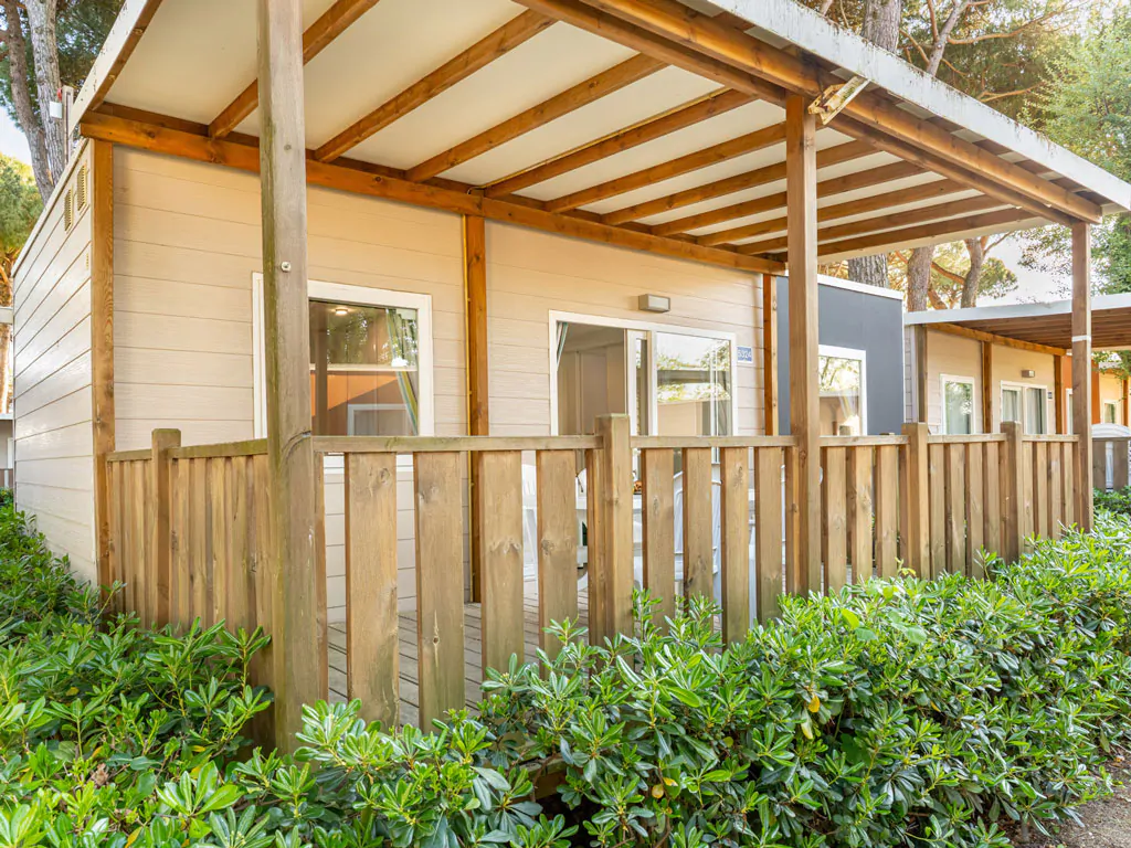 adriano-family-collection-lodge-superior-exterior-terrace-view
