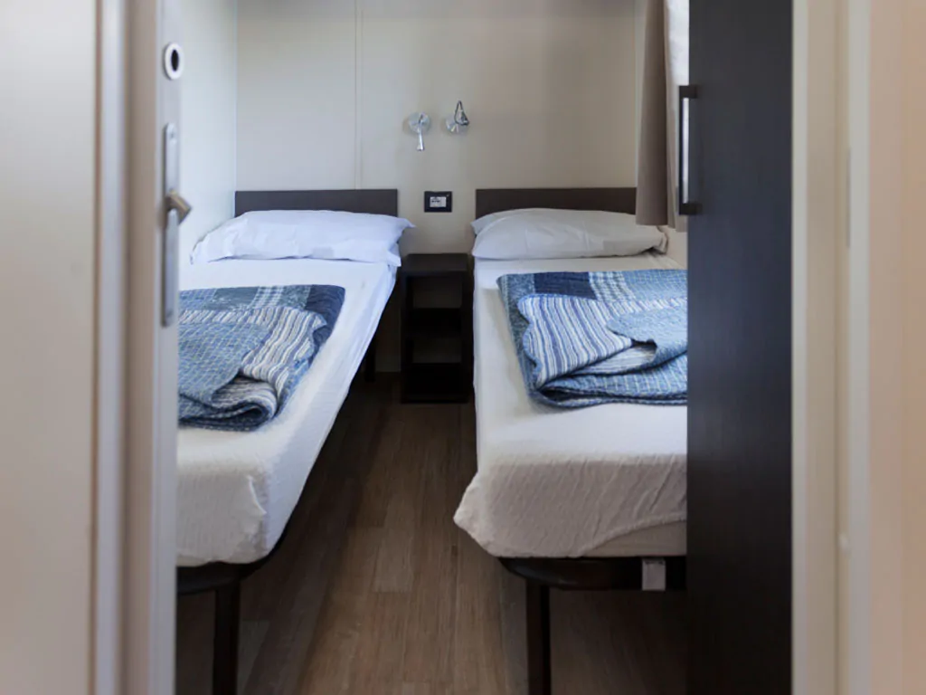 baia-relax-new-plus-interior-single-beds