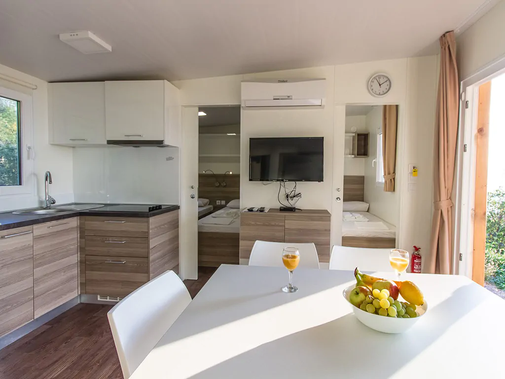 campsite-klenovica-mobile-home-family-interior-2