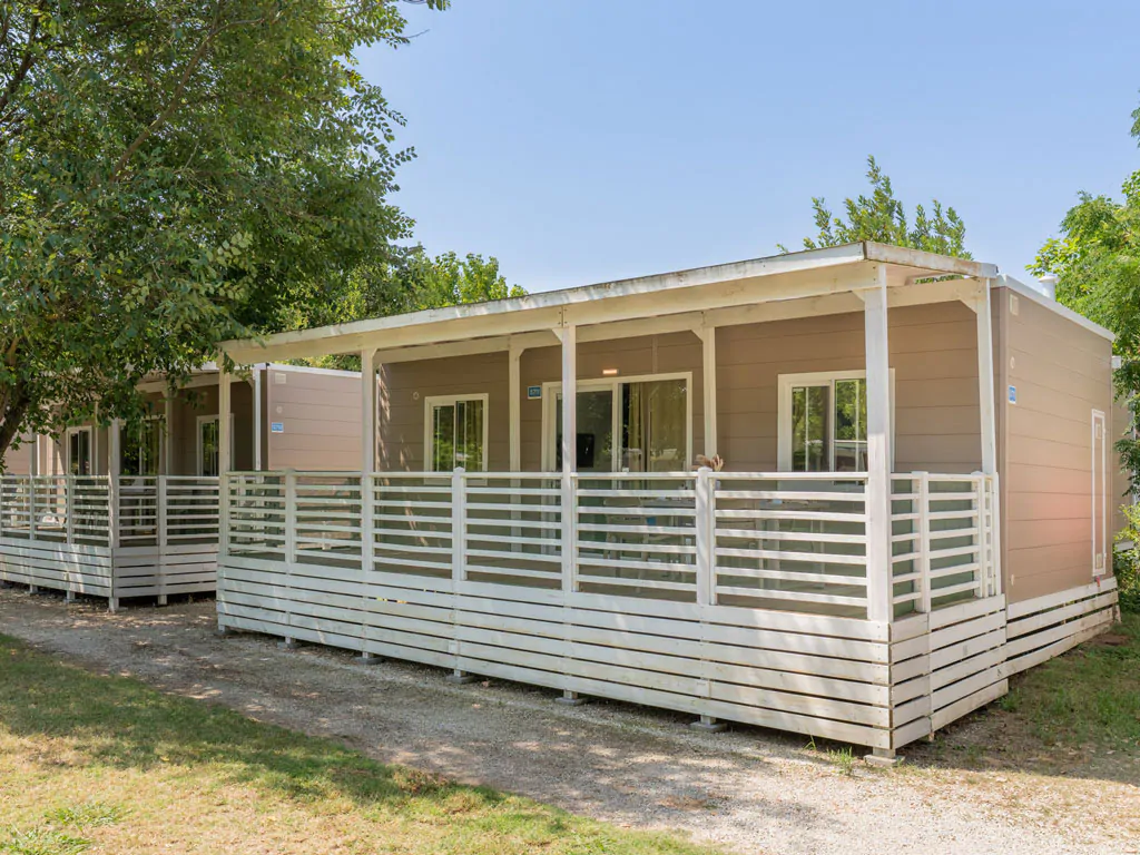 la-risacca-family-collection-lodge-comfort-premium-exterior-mobile-home