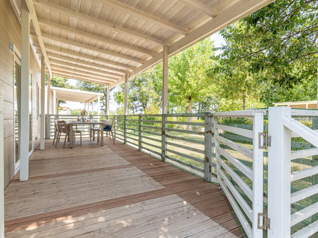 la-risacca-family-collection-lodge-comfort-premium-exterior-terrace-view