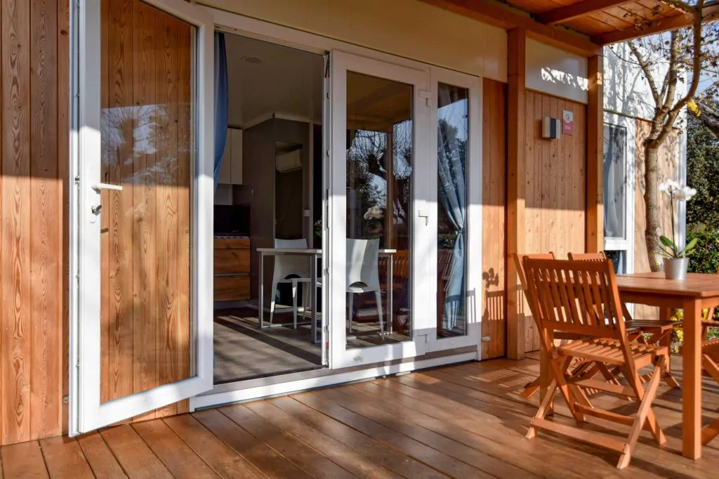 la-risacca-family-collection-lodge-deluxe-family-exterior-terrace