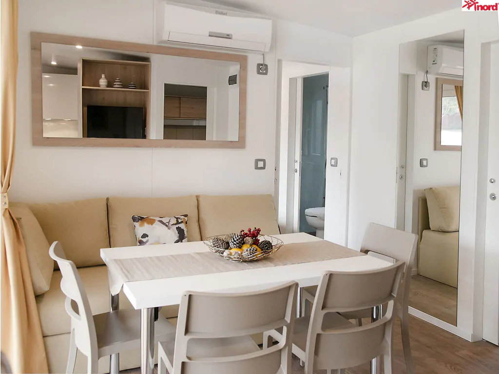 mobile-home-trend-interior-living-room