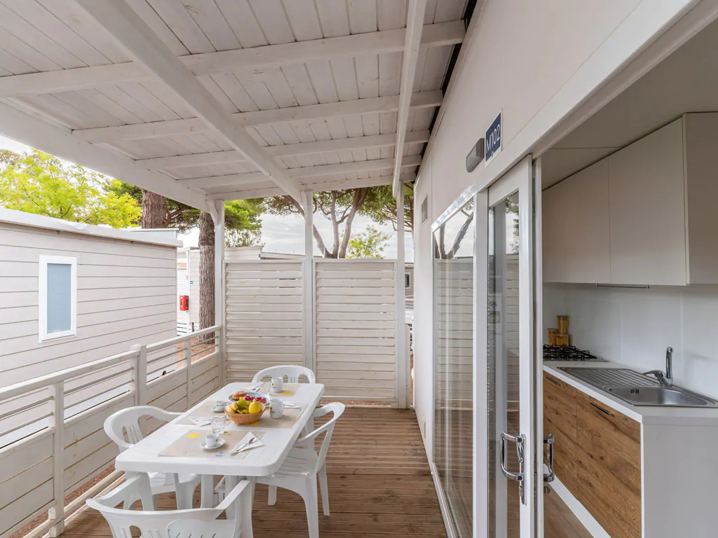 orbetello-family-collection-lodge-superior-family-exterior-terrace-view