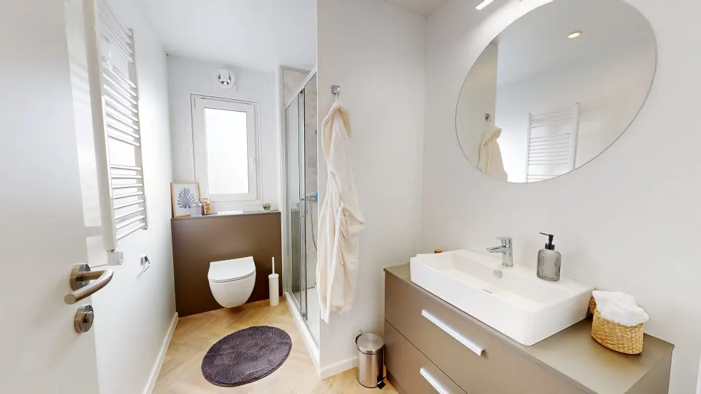 campsite-phalaris-mobile-home-tamaris-premium-single-beds-bathroom-2