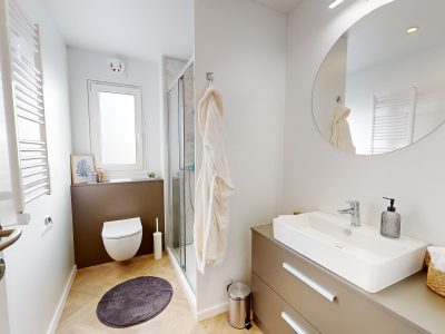 campsite-phalaris-mobile-home-tamaris-premium-single-beds-bathroom-2