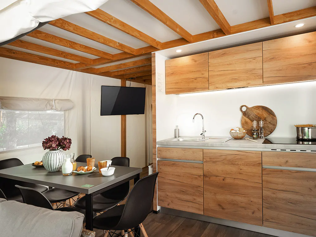 banki-green-istria-village-glamping-tent-loft-jacuzzi-kitchen