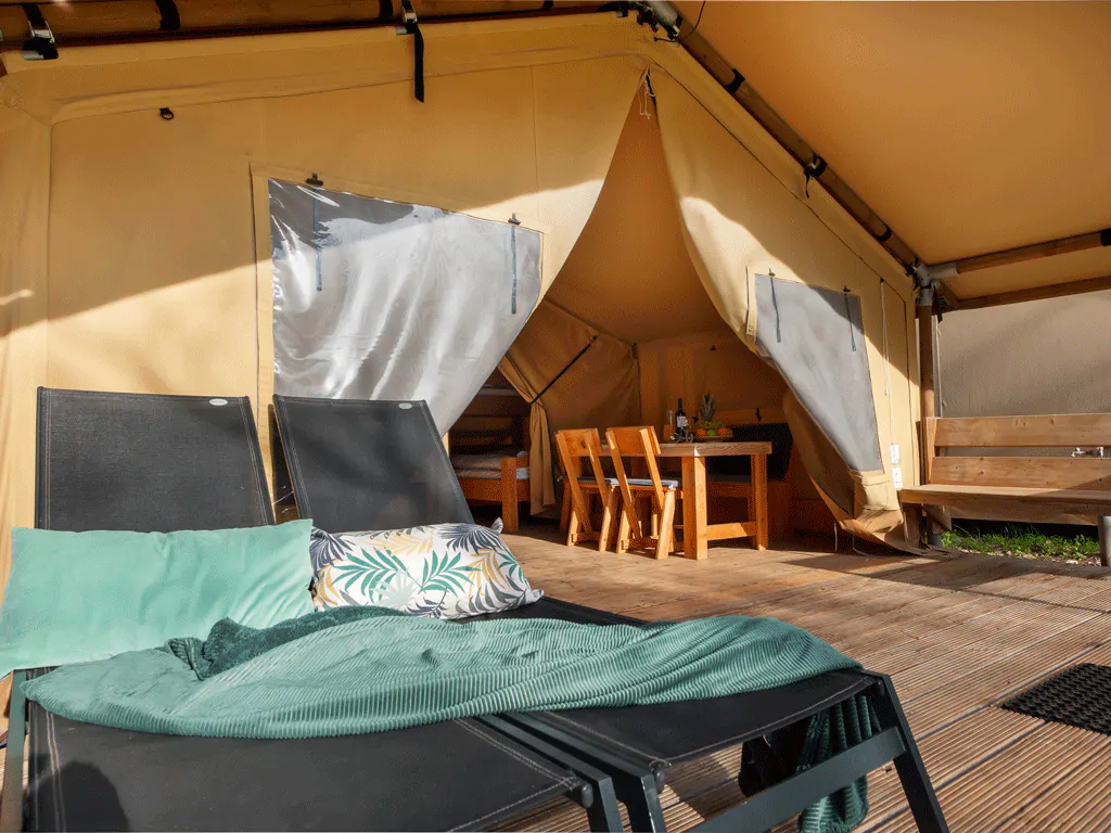 campsite-bivillage-glamping-tent-standard-exterior-terrace-i