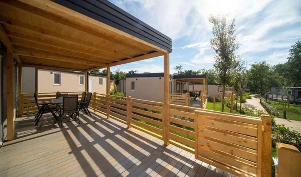 campsite-park-umag-mobile-home-comfort-2-bathrooms-exterior-terrace