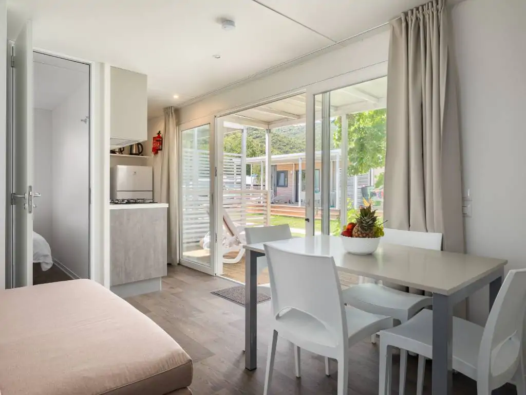 kamp-oliva-premium-for-6-living-room