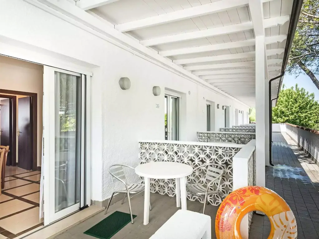 apartment-midi-villaggio-san-francesco-exterior-terracew