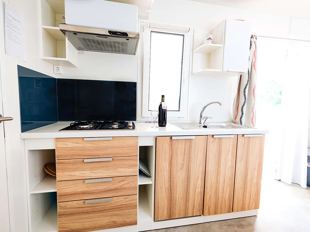 mobile-home-premium-a-interior-kitchen-4