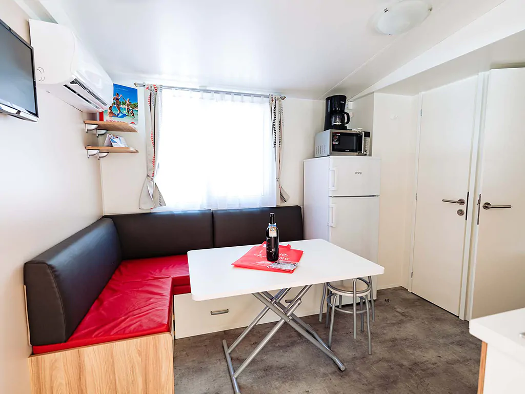 mobile-home-premium-a-interior-living-room-4