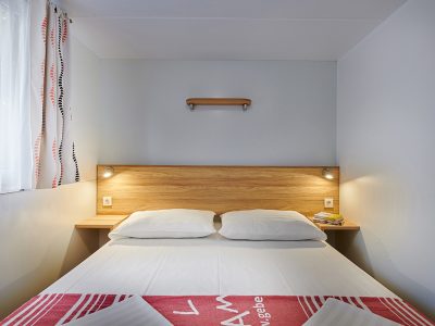 mobile-home-premium-i-interior-bedroom-3