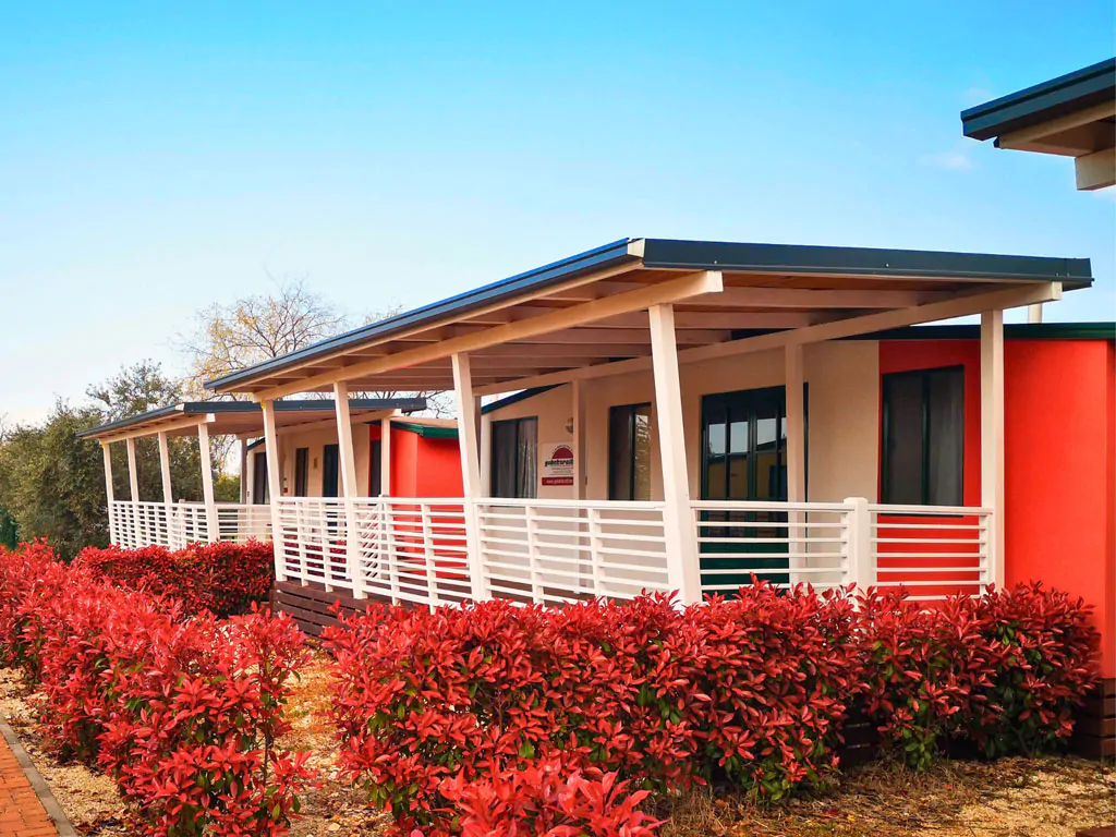 camping-naturist-ulika-mobile-home-premium-a-plus-exterior-sideview