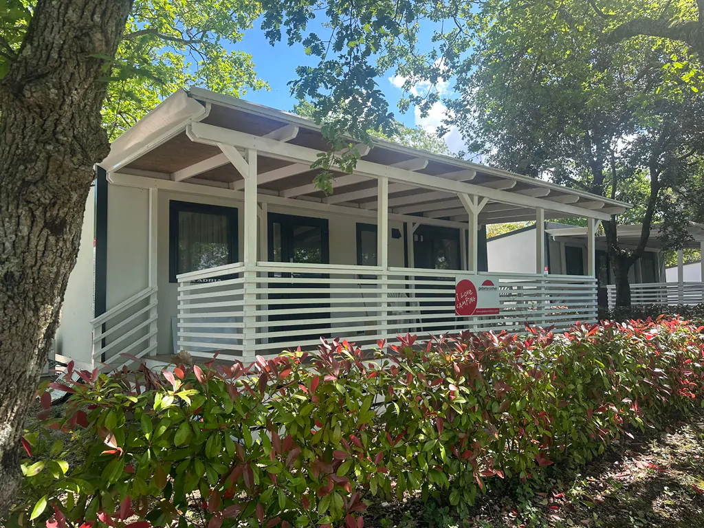 premium-a-exterior-terrace-front-view