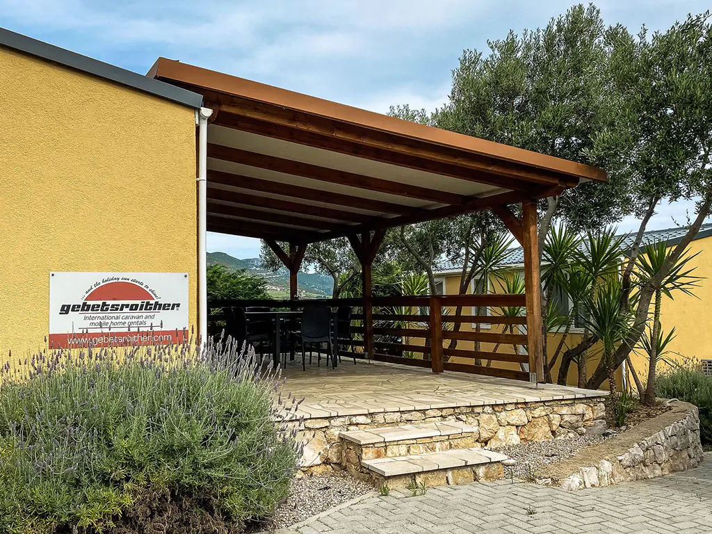 mobile-home-premium-j-side-view