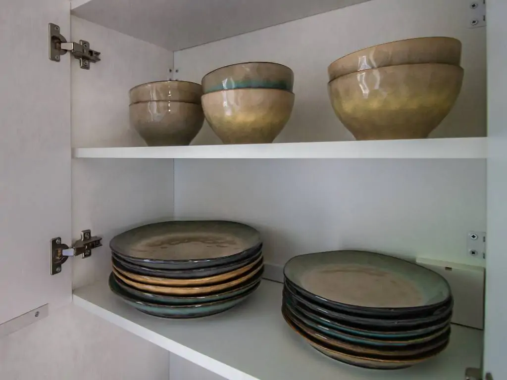 camping-lanterna-mobile-home-malta-interior-kitchen-ii-2
