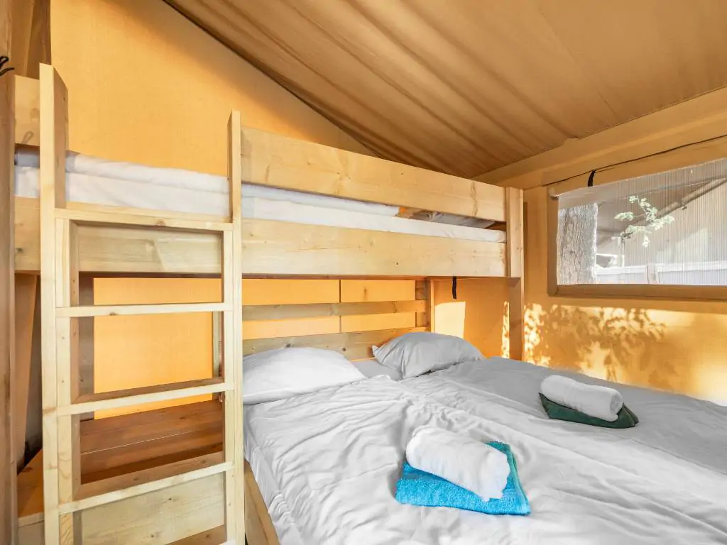 campsite-polari-safari-tent-lodge-5-persons-bunk-bed