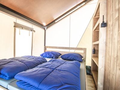 campsite-zelena-laguna-safari-tent-comfort-double-bed