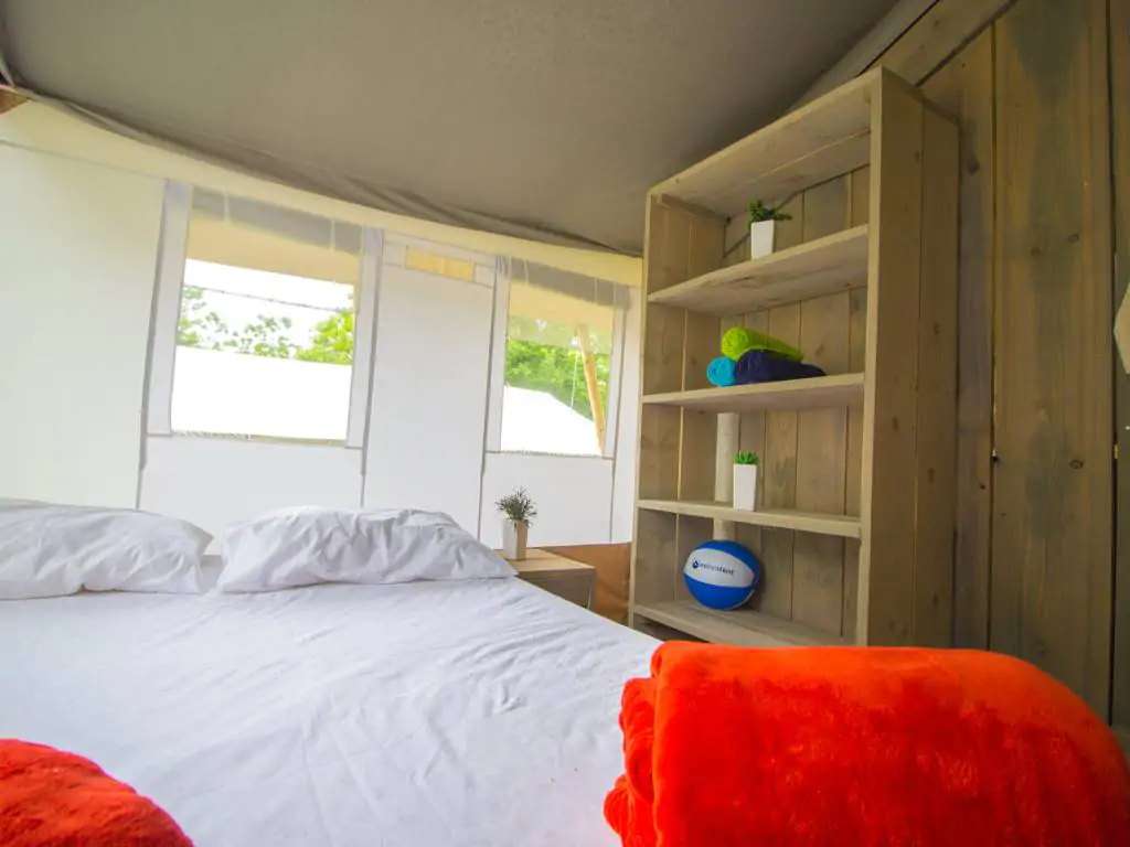 valamar-camping-krk-luxury-safari-tent-interior-bedroom