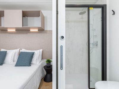 camping-arena-stupice-mobile-home-camping-home-first-row-to-the-sea-interior-bedroom-details-2