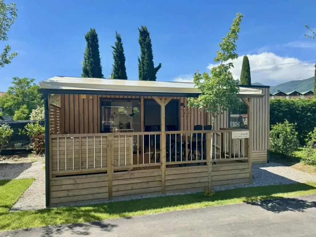 campsite-gasparina-estivo-premium-deluxe-front-view