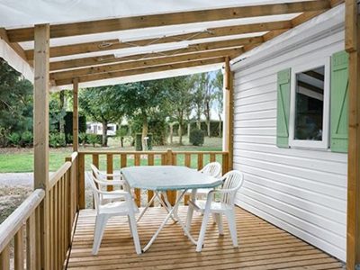 amadria-trogir-comfort-xl-side-view-of-the-terrace