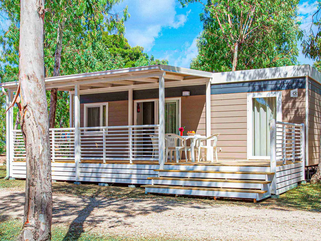 camping-village-baia-blu-la-tortuga-mobile-home-baia-elite-exterier-terrace-entrance