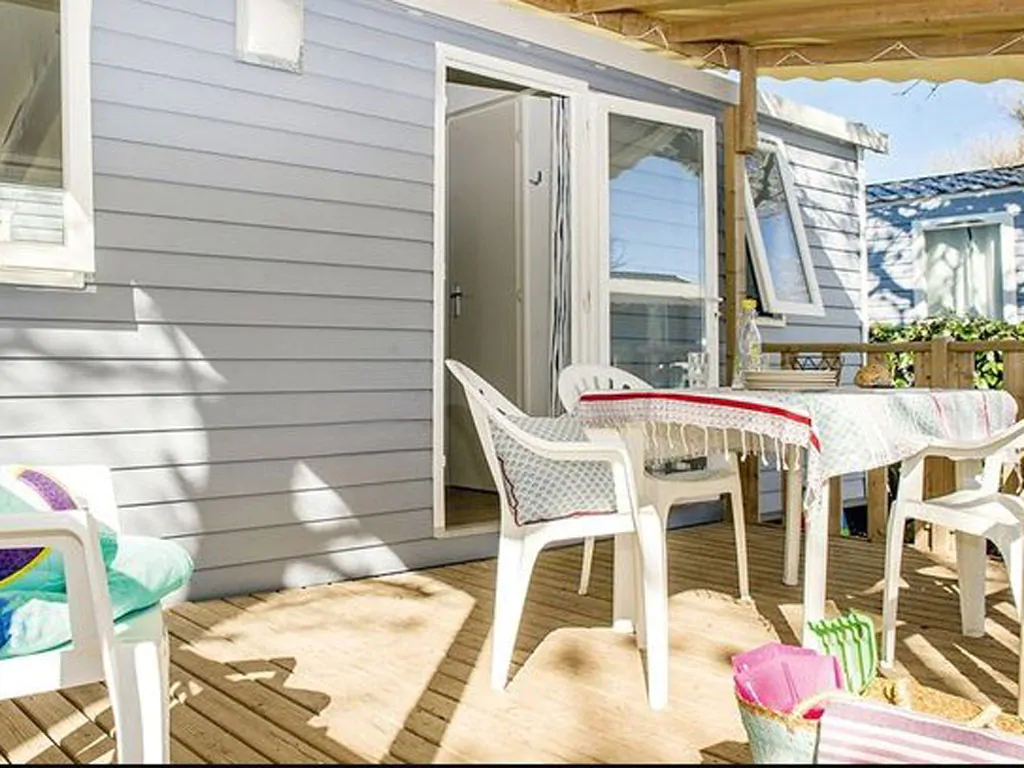 pineta-sul-mare-camping-mobile-home-comfort-42-exterior-terrace