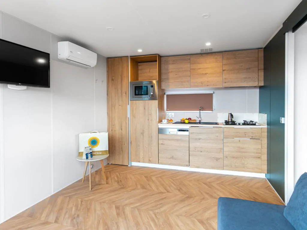 tenuta-primero-kitchen-microwave