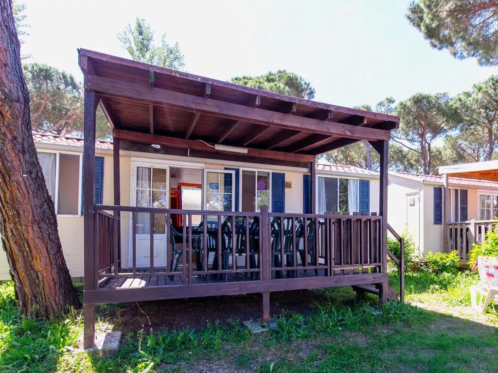 camping-village-punta-navaccia-mobile-home-superior-exterior-mobile-home-view